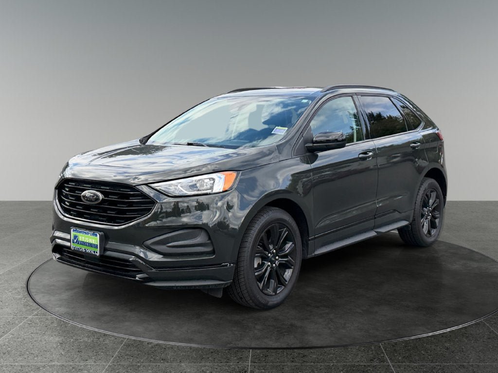 Used 2024 Ford Edge SE w/ Black Appearance Package AWD/4WD image 4
