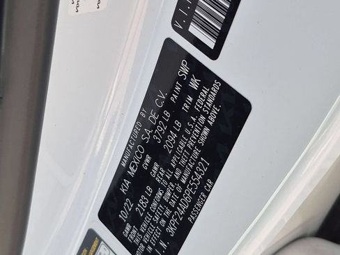 Used 2023 Kia Forte LXS FWD image 31