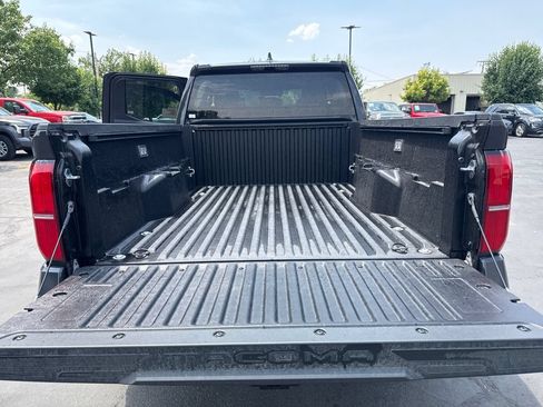 New 2026 Toyota Tacoma TRD Off-Road AWD/4WD image 24