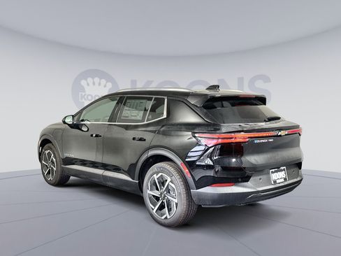 New 2026 Chevrolet Traverse LT image 4
