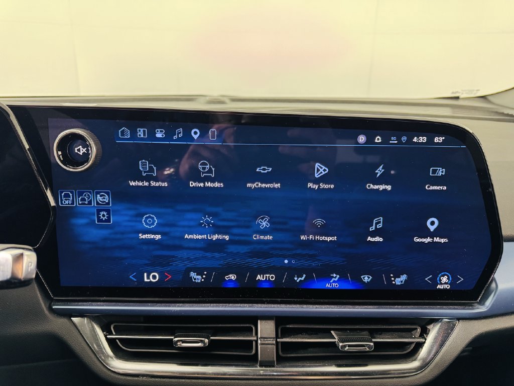 Used 2024 Chevrolet Equinox EV LT AWD/4WD image 14