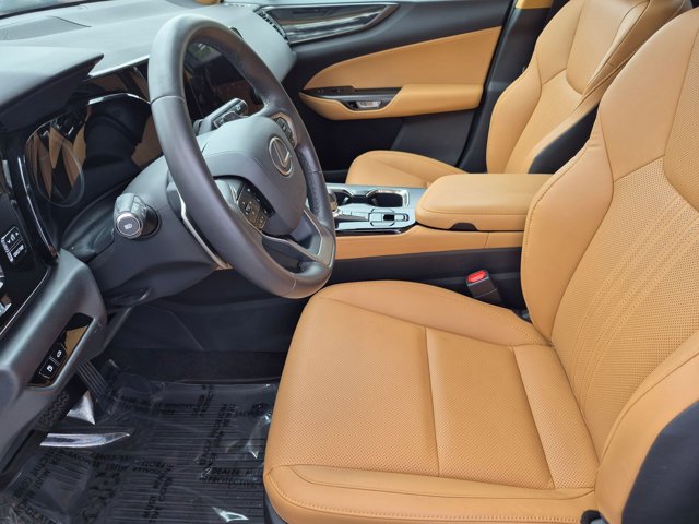 Certified 2023 Lexus NX 250 FWD w/ Towing Package (2000 Lbs) image 8