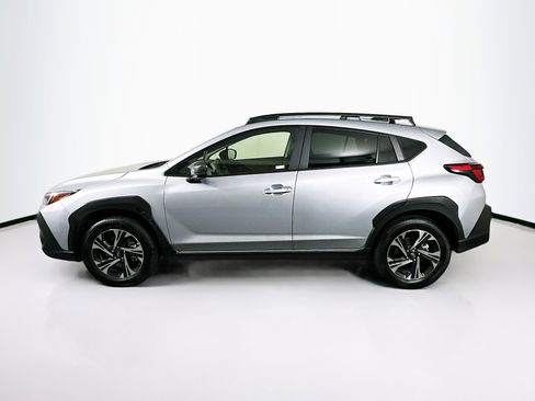 Used 2024 Subaru Crosstrek 2.0i Premium image 4