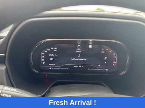 Used 2023 GMC Yukon XL SLE RWD image 6
