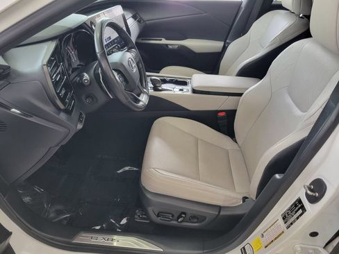 Certified 2024 Lexus RX 350 Premium w/ Accessory Package (Z1) FWD image 9