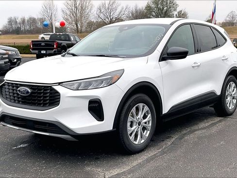 New 2026 Ford Escape Active image 2