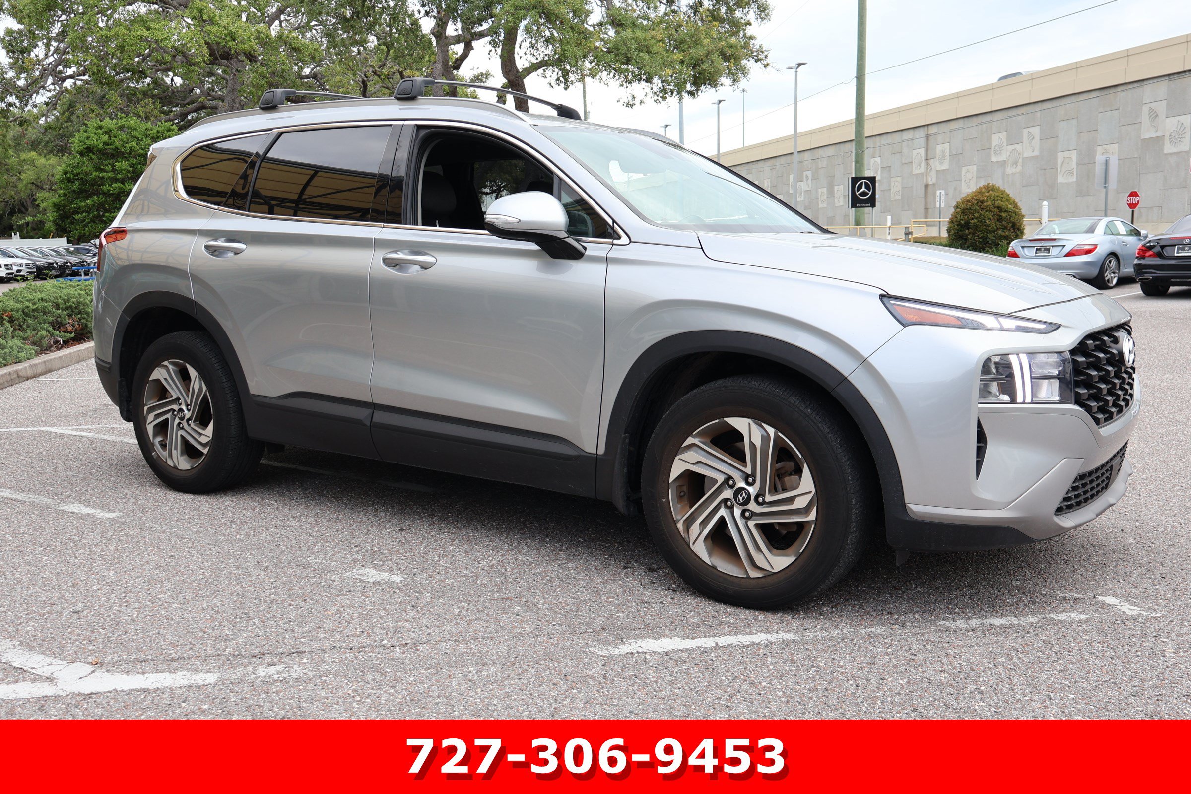 Used 2023 Hyundai Santa Fe SEL FWD image 10