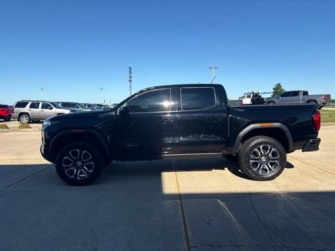 Used 2023 GMC Canyon AT4 w/ AT4 Premium Package AWD/4WD image 6