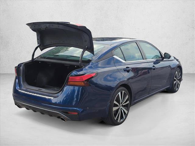 Used 2021 Nissan Altima 2.5 SR w/ SR Premium Package FWD image 10