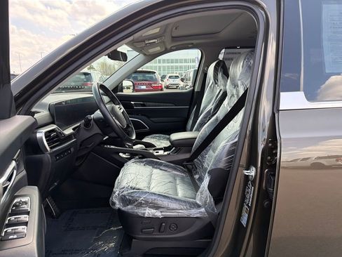 Used 2025 Kia Telluride SX image 14