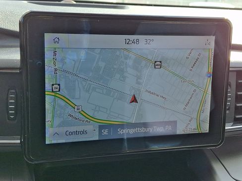 Used 2021 Ford Explorer XLT w/ Equipment Group 202A image 23