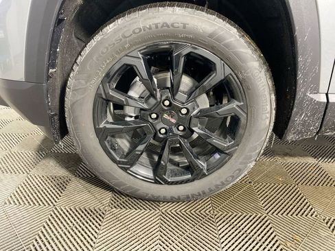 Used 2026 GMC Terrain Elevation w/ Elevation Premium Package image 10