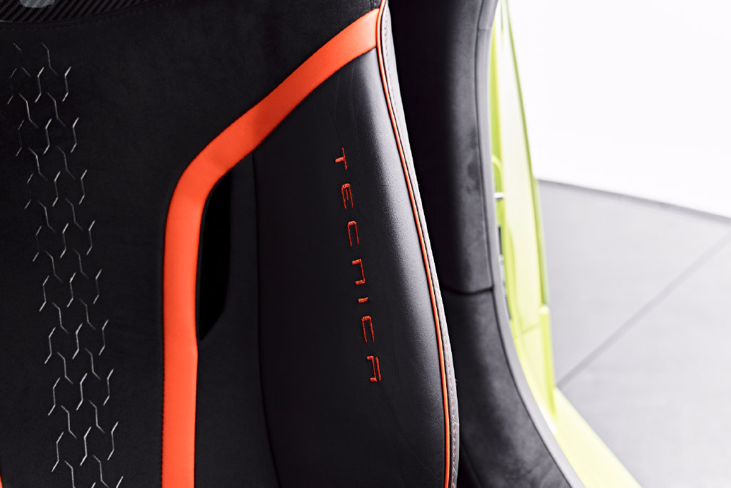 Used 2023 Lamborghini Huracan Tecnica RWD image 57