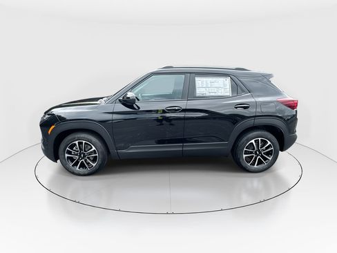 New 2026 Chevrolet TrailBlazer LT w/ LT Cold Weather Package FWD image 5