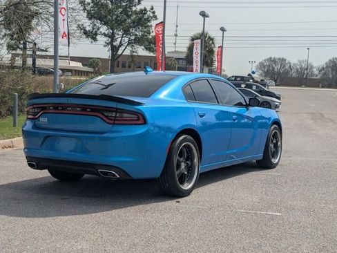 Used 2023 Dodge Charger SXT w/ Cold Weather Package image 3