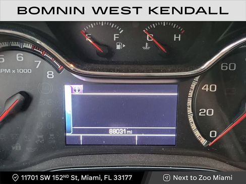 Used 2018 Chevrolet Cruze LT w/ Sun And Sound Package image 12