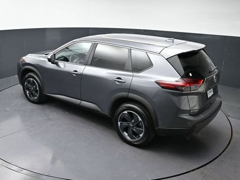 Used 2025 Nissan Rogue SV AWD/4WD image 40