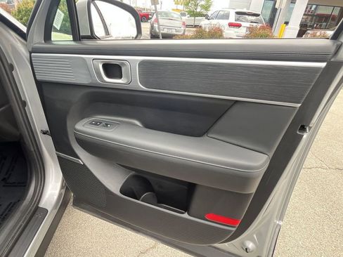 Used 2025 Hyundai Santa Fe Limited FWD image 34