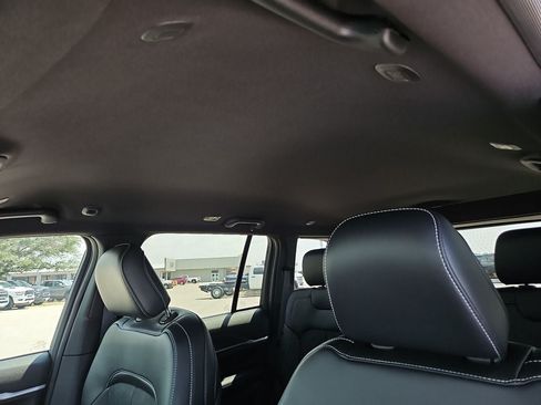 New 2026 Jeep Grand Cherokee Altitude RWD image 20