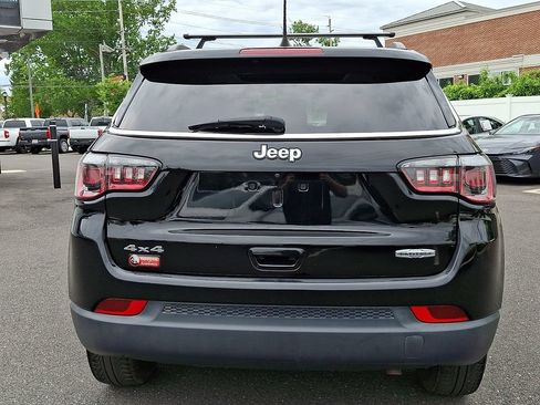 Used 2020 Jeep Compass Latitude w/ Popular Equipment Group AWD/4WD image 6