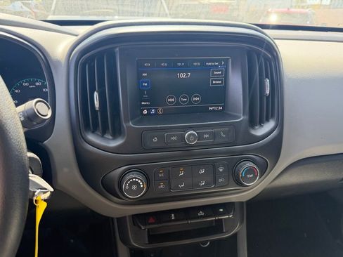 Used 2020 Chevrolet Colorado W/T w/ WT Convenience Package image 14