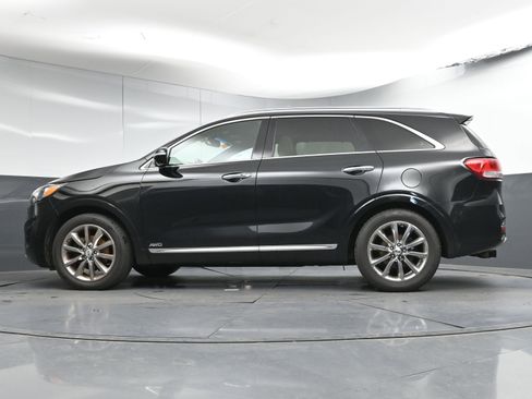 Used 2016 Kia Sorento SX image 29