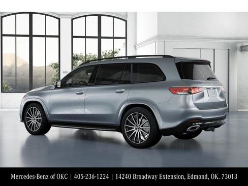 New 2026 Mercedes-Benz GLS 450 4MATIC image 30