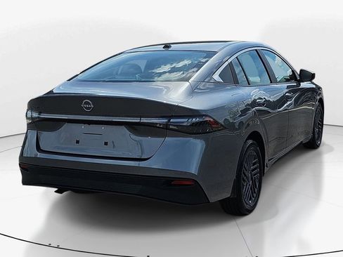 New 2026 Nissan Sentra SV w/ Floor Mat Package image 5