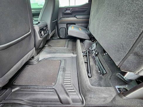 Certified 2024 GMC Sierra 1500 AT4 w/ Technology Package image 37