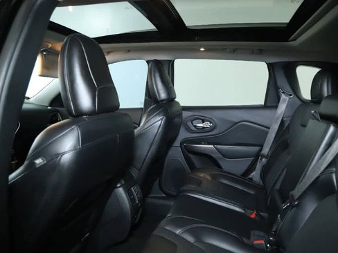 Certified 2021 Jeep Cherokee Limited image 15