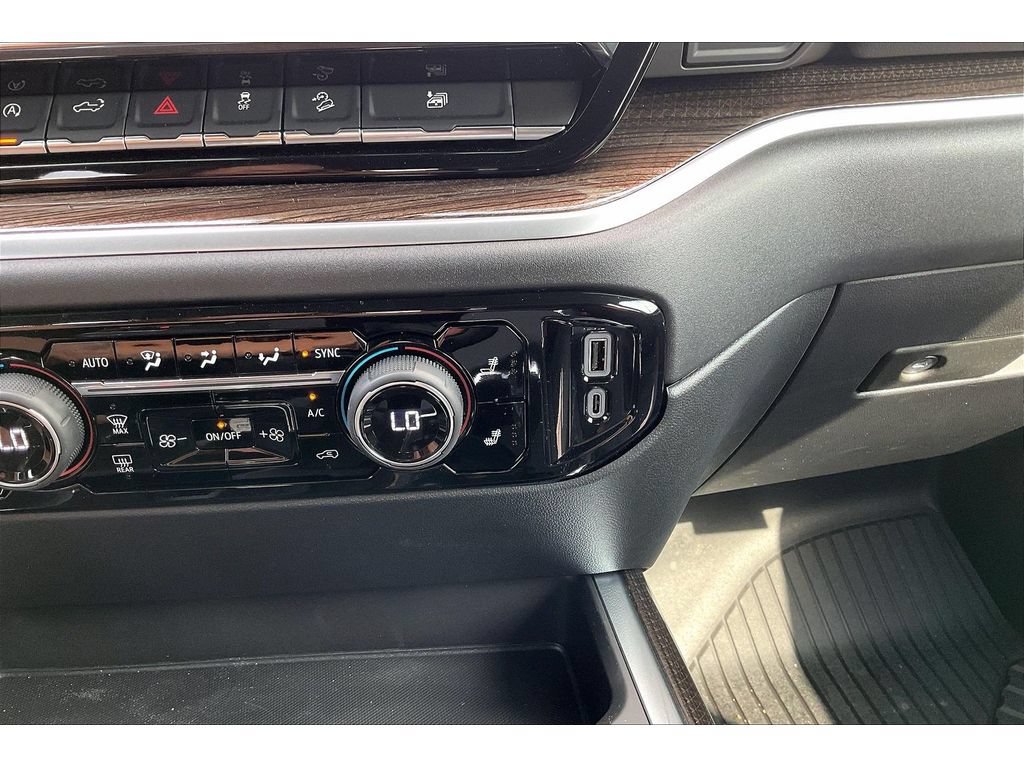 New 2026 Chevrolet Silverado 1500 RST w/ RST All Star Premium Package AWD/4WD image 34