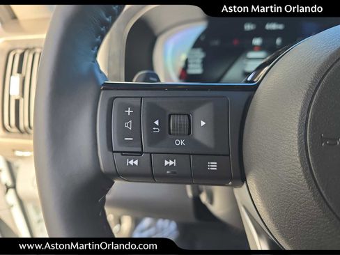 Used 2025 Nissan Pathfinder Platinum w/ Cargo Package image 26