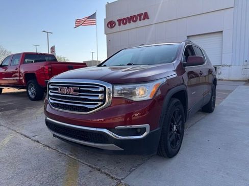 Used 2018 GMC Acadia SLT image 2