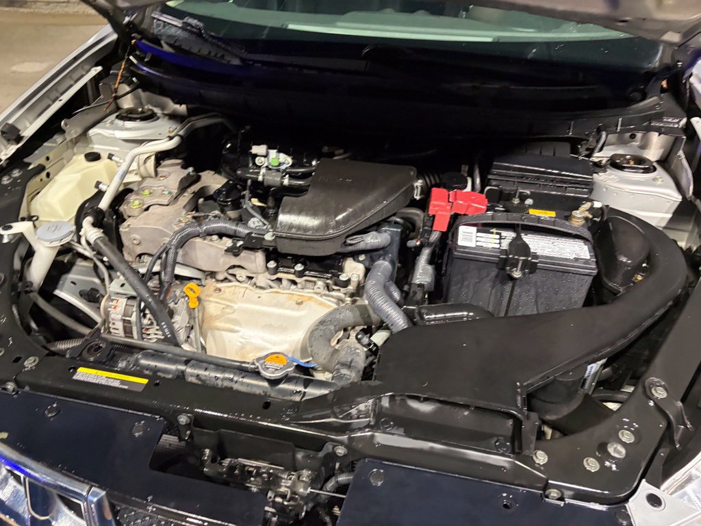 Used 2012 Nissan Rogue S AWD/4WD image 25
