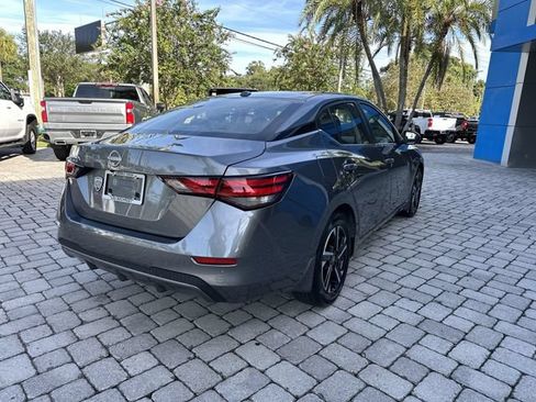 Used 2025 Nissan Sentra SV FWD image 35