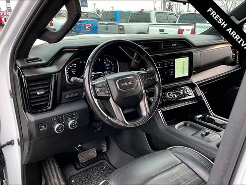 Used 2024 GMC Sierra 2500 AT4X image 17