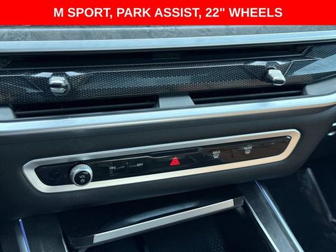 Used 2023 BMW X7 xDrive40i w/ M Sport Package AWD/4WD image 26
