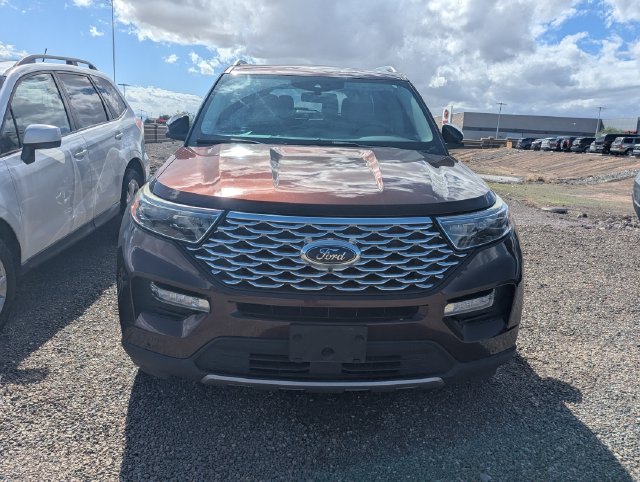 Used 2020 Ford Explorer Platinum w/ Premium Technology Package AWD/4WD image 2