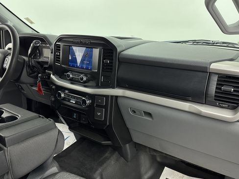 Used 2021 Ford F150 XL w/ Trailer Tow Package image 33