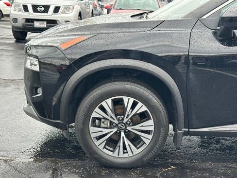 Used 2023 Nissan Rogue SV AWD/4WD image 7
