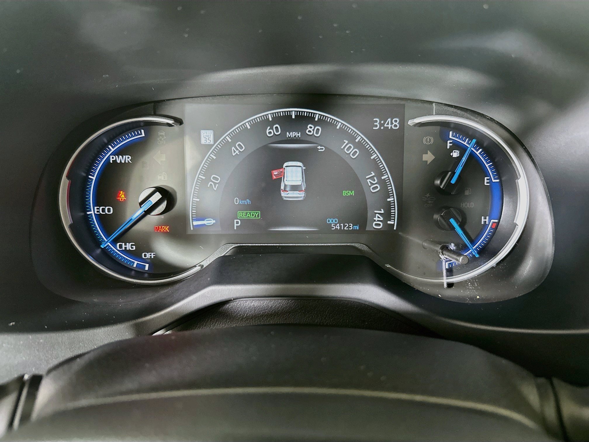 Used 2025 Toyota RAV4 LE AWD/4WD image 22