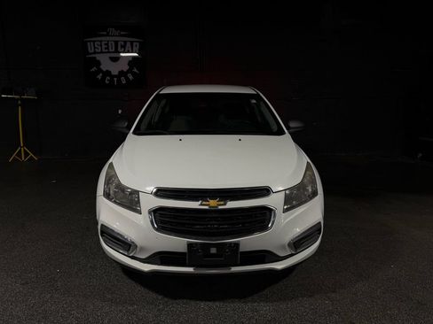 Used 2016 Chevrolet Cruze L FWD image 10