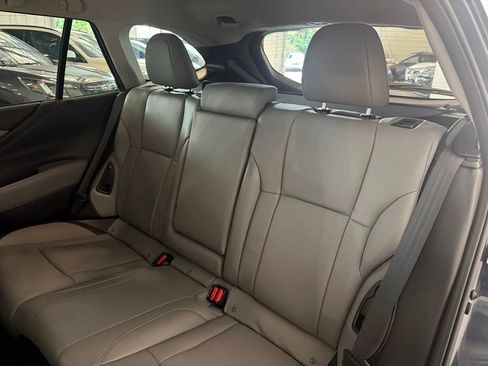 Used 2023 Subaru Outback Limited XT AWD/4WD image 21