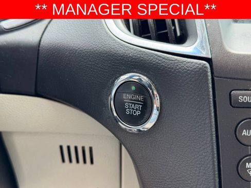 Used 2018 Ford Edge Titanium FWD image 21