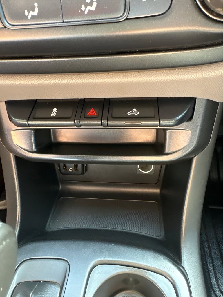 Used 2019 Chevrolet Colorado W/T RWD image 23
