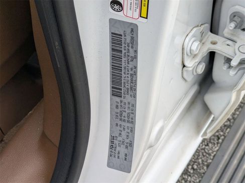 Used 2019 RAM 1500 Limited image 27