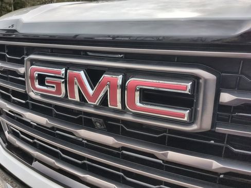 New 2026 GMC Yukon AT4 Ultimate image 32