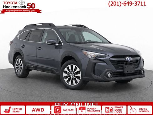 Used 2024 Subaru Outback Premium AWD/4WD image 1