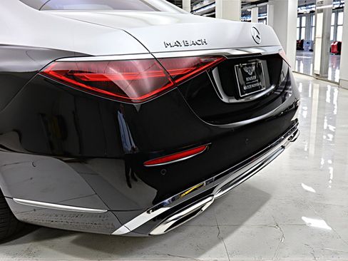 Used 2024 Mercedes-Benz Maybach S 580 4MATIC image 16