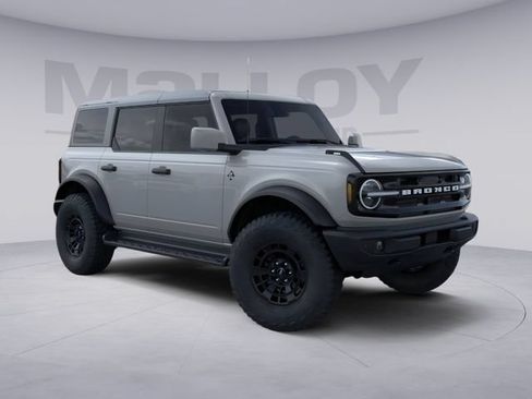 New 2026 Ford Bronco Outer Banks w/ Sasquatch Package AWD/4WD image 7